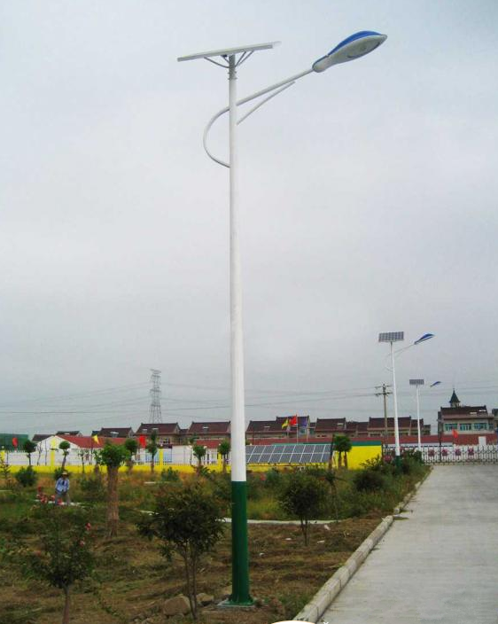 胡杨河市6米特价太阳能路灯